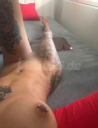 NEU-NUR FÜR KURZE ZEIT Skinny Girl 18+ Gizem, Düsseldorf