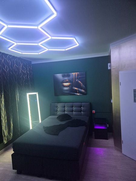 Haus 107, 0151-58774488, Ingolstadt, Manchinger Str. 107