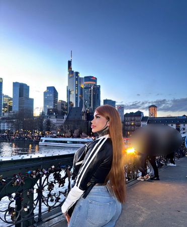 TS Tiffani NEU TELEFON, Frankfurt am Main