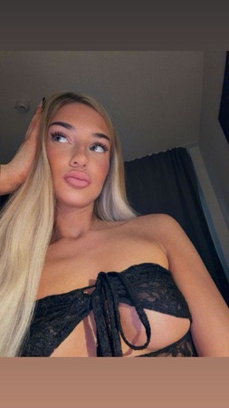 Gerade 18 gewordene Deutsche, Stuttgart