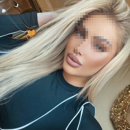 Olga 100 %REAL-Haus/ Hotelbesuch/ Büro, Düsseldorf