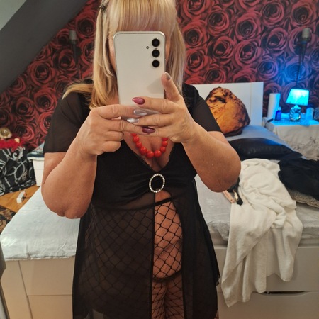 Sexy Gina behaart - PRIVAT, Bad Breisig