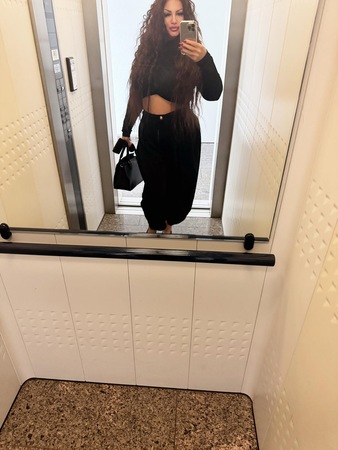 Lady Aylin - Nur haus & Hotel, Bonn