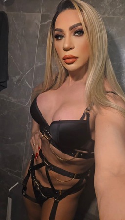 Ts Bebel Xxl porno Star, Lübeck