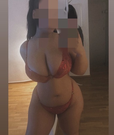Vers*ute Alisha - auch Escort- und Dominaservice, Düsseldorf