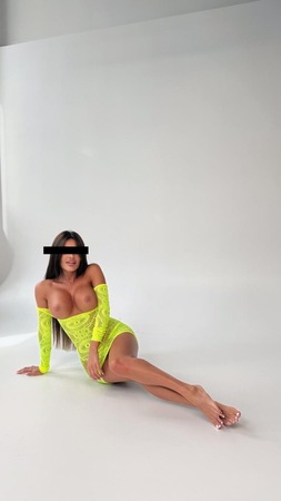 Emily (nur Whatsapp), München