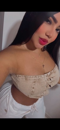 Alia 21 Jahre, Essen