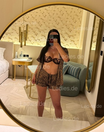 Patricia nur Whatssap, Düsseldorf