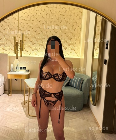 EVA - neue Nummer, Düsseldorf