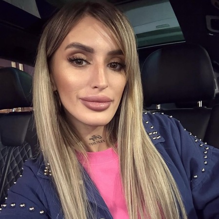 Adela - Party/ WhatsApp Contact, Frankfurt am Main