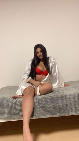 Larissa *GANZ NEU*, Köln