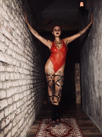 Lady Venom, Wiesbaden