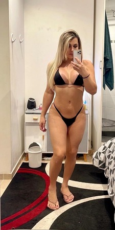 TS Danny Hot Blondy, Trier