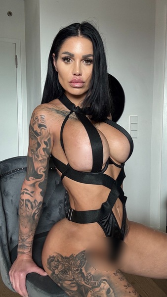 AMBER HIGHCLASS – Frankfurt am Main photo 3