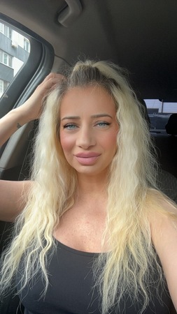 Emy bei den Rouge Girls, Karlsruhe