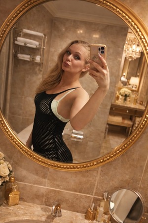 Larissa*GANZ NEU*, Schlierbach