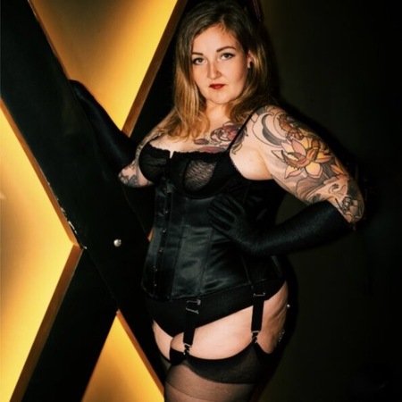 Helena Heartness, Berlin-Schöneberg