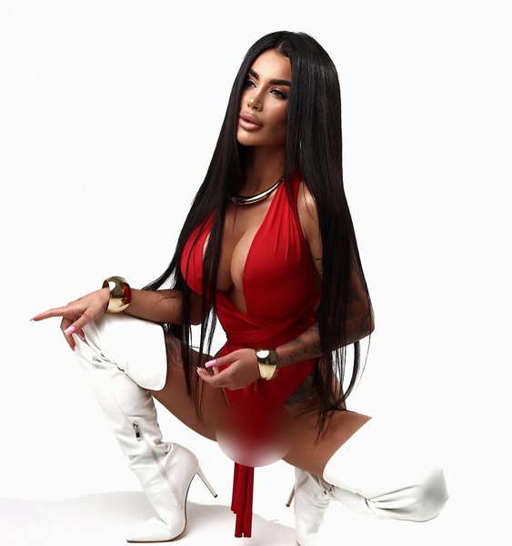 Ana – Stuttgart photo 2