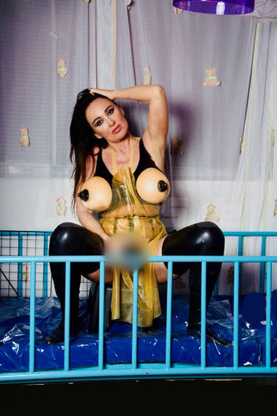 Foto von Lady Sarah Lee * Deutsche Domina*