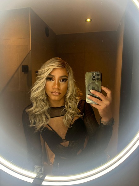 Foto von TS CLOHE PARTY DOMINA