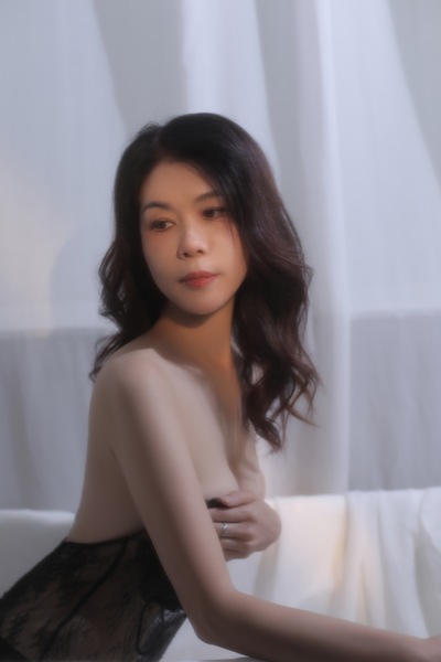 Lily – Eschborn photo 3