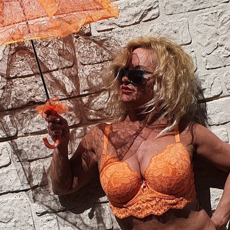 Lady La Bomba, Mönchengladbach