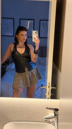 GANZ NEU SLAVA NUR WHATS-APP, Berlin