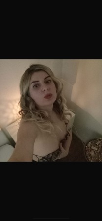 Elena - Neu!, Hamburg