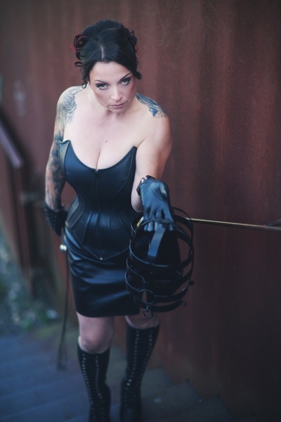 Foto von Daemona Noir