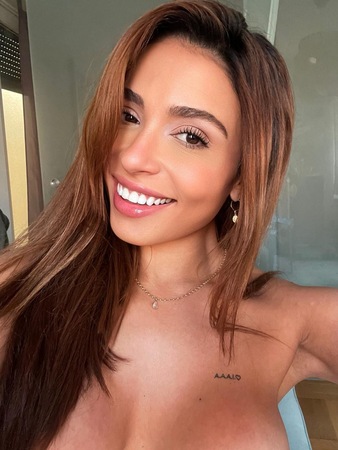 Lola, Ihre beste Begleitung, München