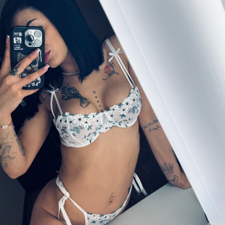 Teddy - Elegante und diskrete Escort-Dame, Berlin