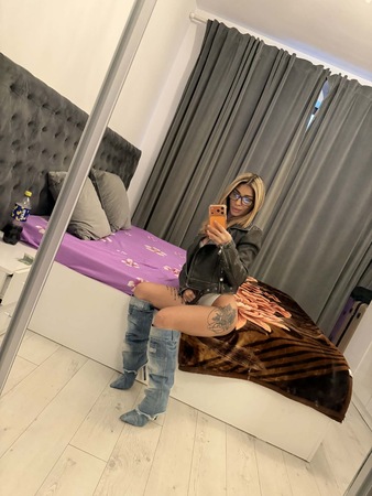 Maria nur WhatsApp, Darmstadt