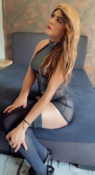 Foto von TS Valentina Potenter Hammer