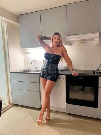 Vollbusiges L*TSCH L*DER VALENTINA, Ulm