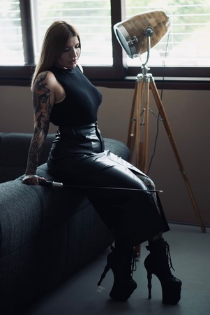 Hannah , Domina aus der Schweiz, Karlsruhe