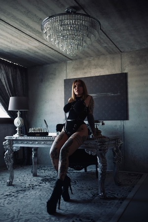 Hannah , Domina aus der Schweiz, Karlsruhe