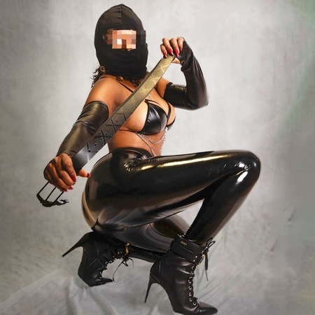 DIANA DOMINANTE, München