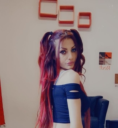 Jennifer - BRANDNEU!, Zeitz