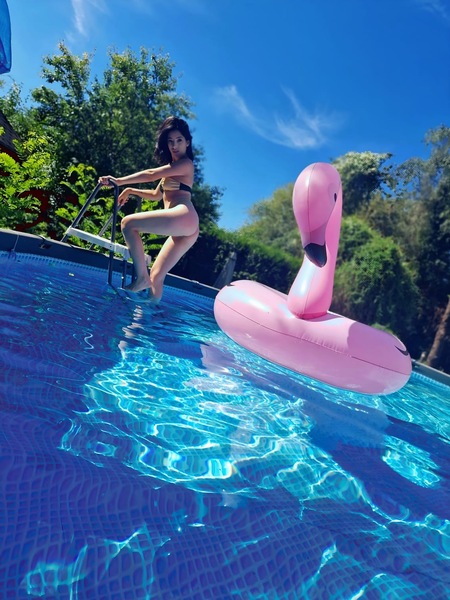 Foto von Katie Bl*wj*b Queen