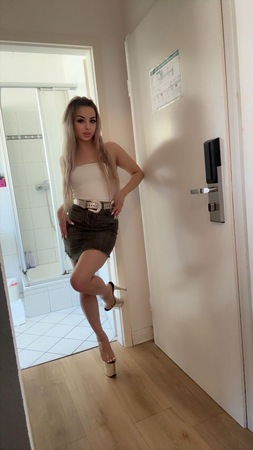 Lana- ganz neu in Deutschland, Kassel