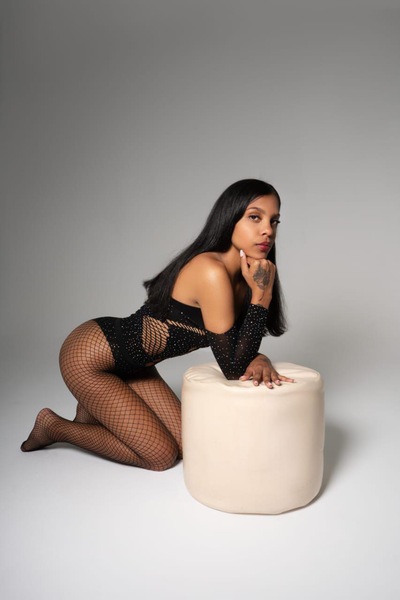 Naomi – Frankfurt am Main photo 2