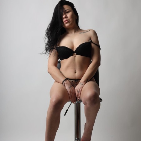 Sara NUR HAUS- UND HOTELBESUCHE, Warstein