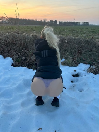 Henrike 23 Jahre, Essen