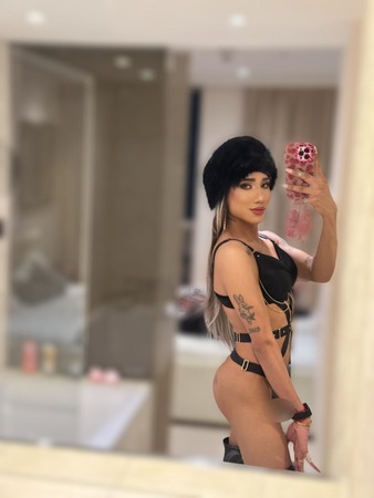 TS Ava Thunder, Köln