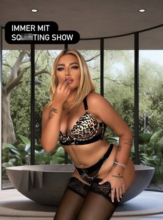 Anka Squi**ing Queen, Augsburg