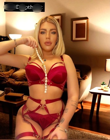 Anka Squi**ing Queen, Augsburg