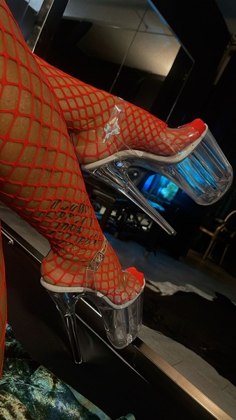 Foto von DOMINA Lady Anabell Karat