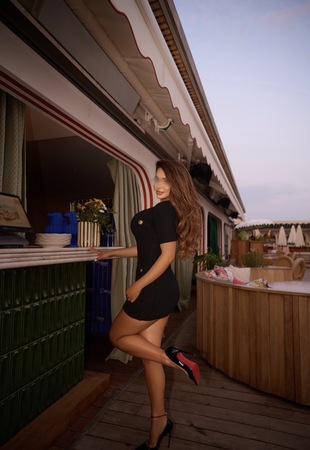 Alena Diamond, Regensburg