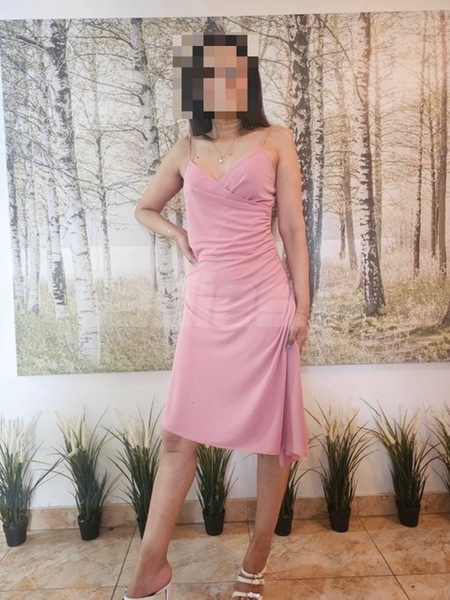 Foto von Beebee & Sexy girl(+18) Teams