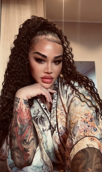 Foto von Laura Rider deutsch Latina